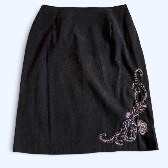 Vintage y2k Embroidered Skirt - Picture 1 of 5
